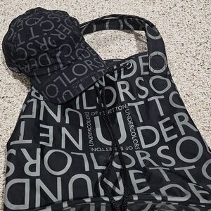 Undercolors of Benetton Vintage Hat And Tote Set